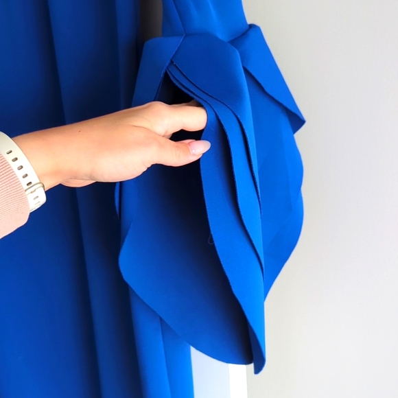 NWT Club L Tulip Ptal Sleeve dress - Picture 2 of 5